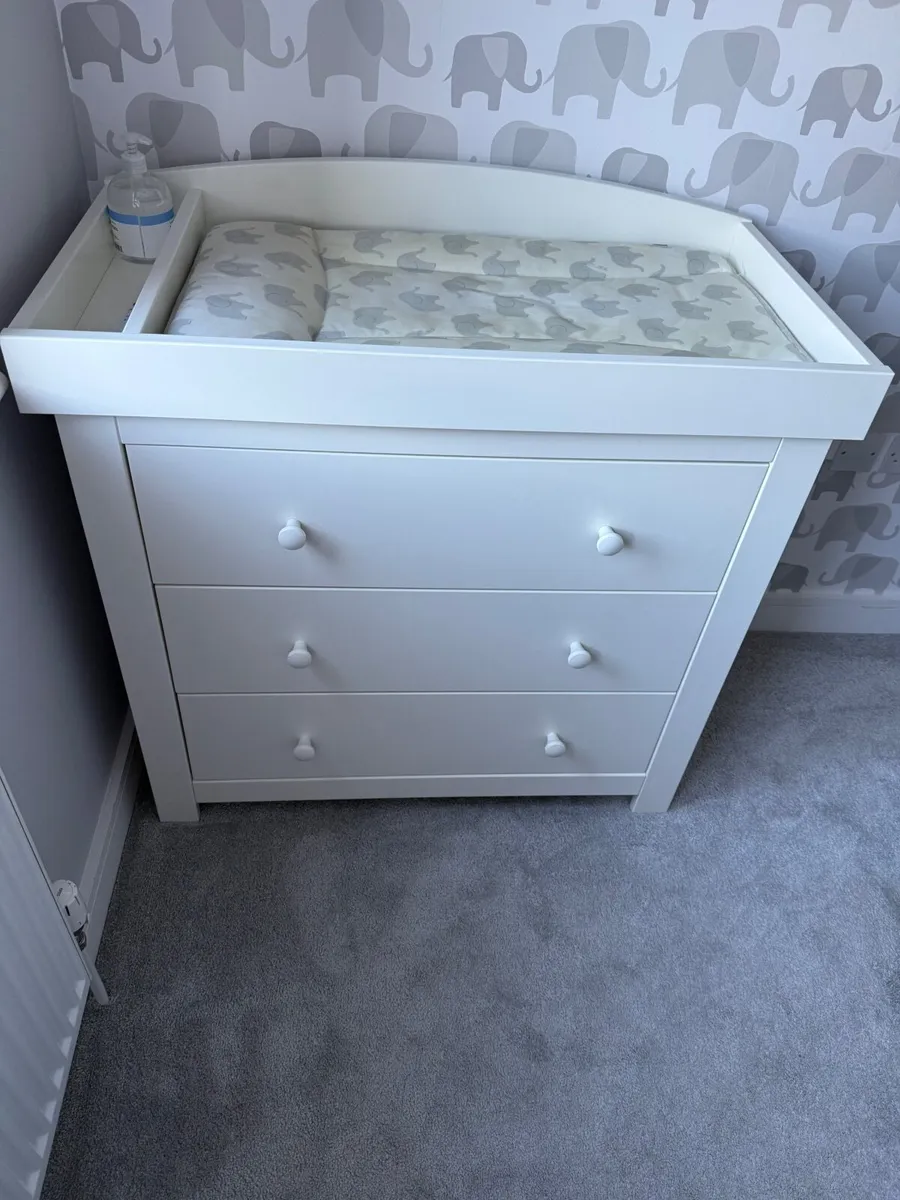 Mamas and Papas Mia White Dresser - Image 4