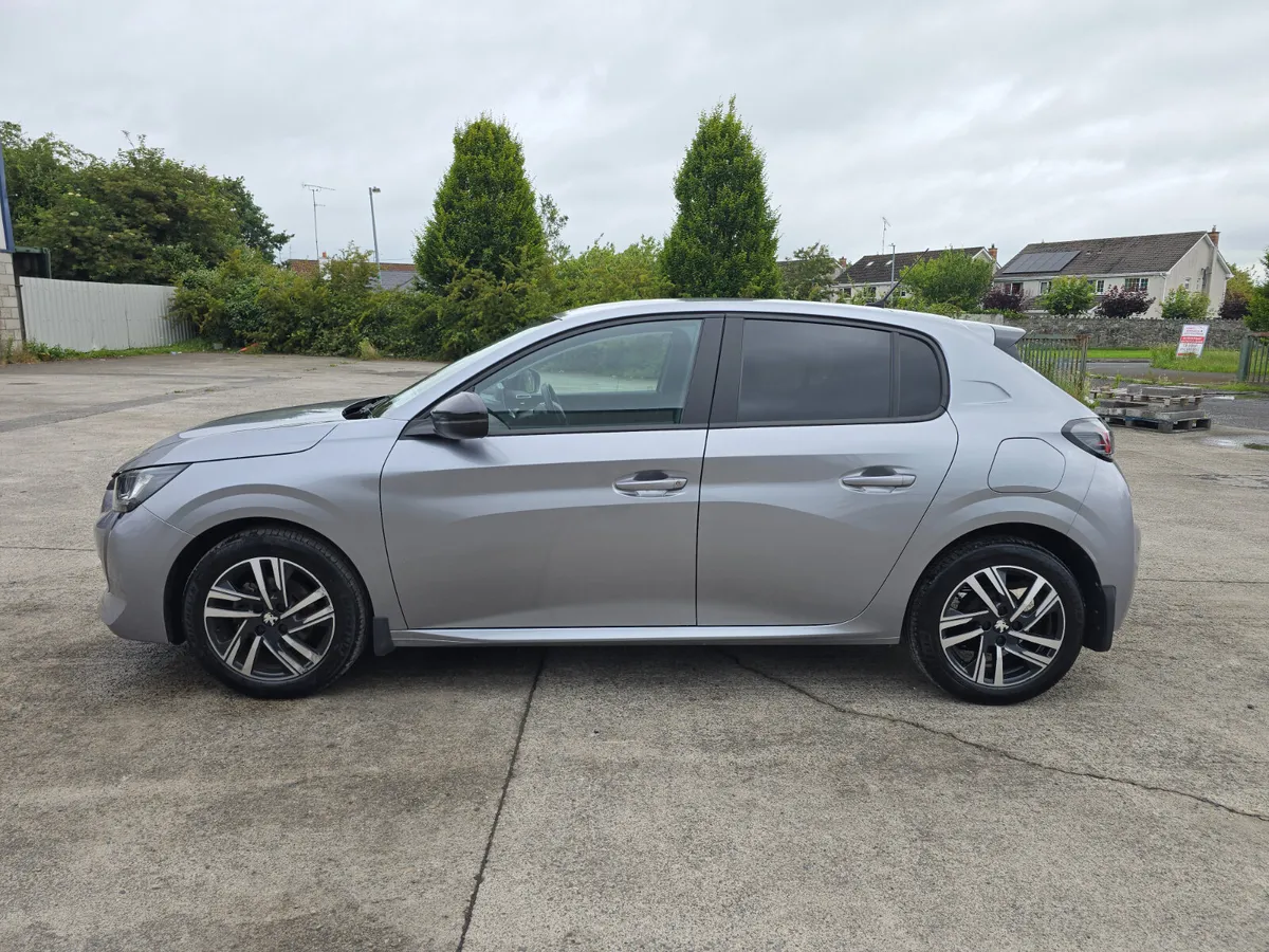 Peugeot 208 2023 - Image 4