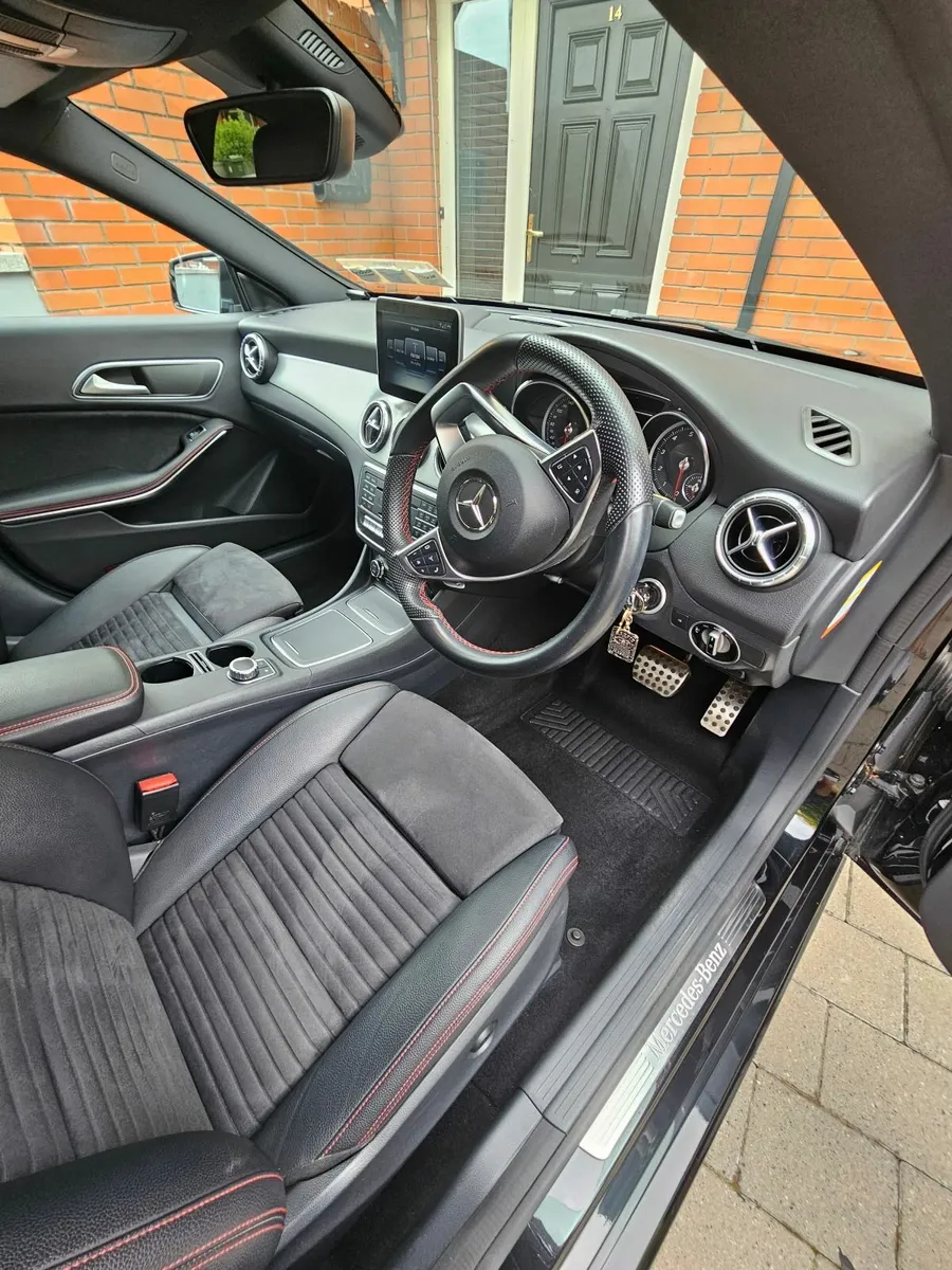 Mercedes-Benz CLA 2017 - Image 4