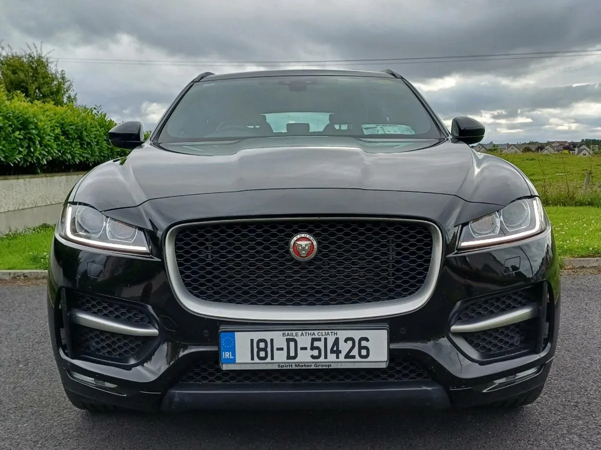 ●€20950● 2018 Jaguar F-Pace R Sport - Image 2