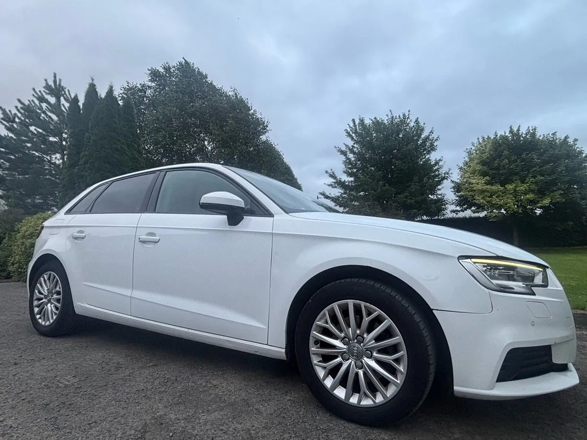Audi A3 (Manual) - Image 3