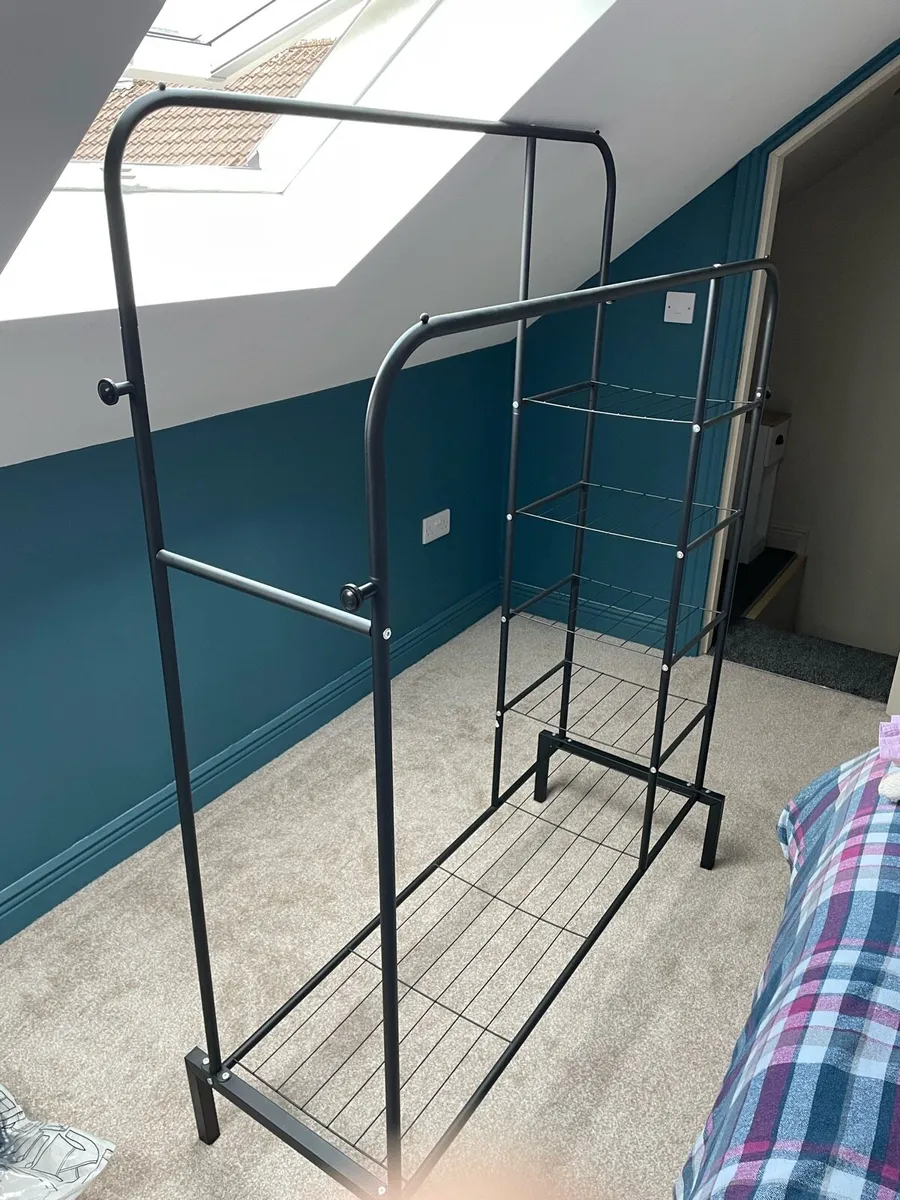 Tianqinuk Metal Clothes Rail - Image 1
