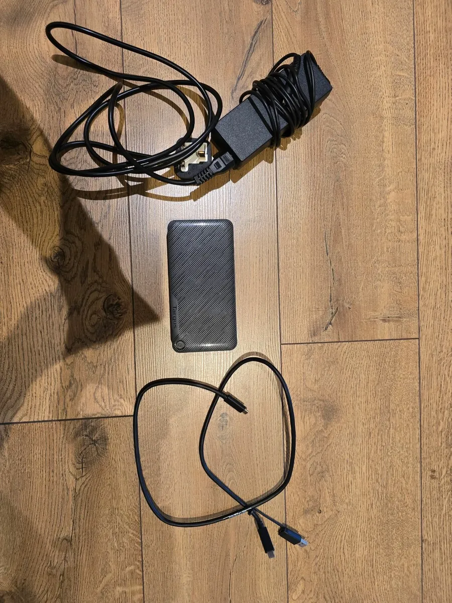 Targus USB-C Dual 4K Docking Station - Image 2