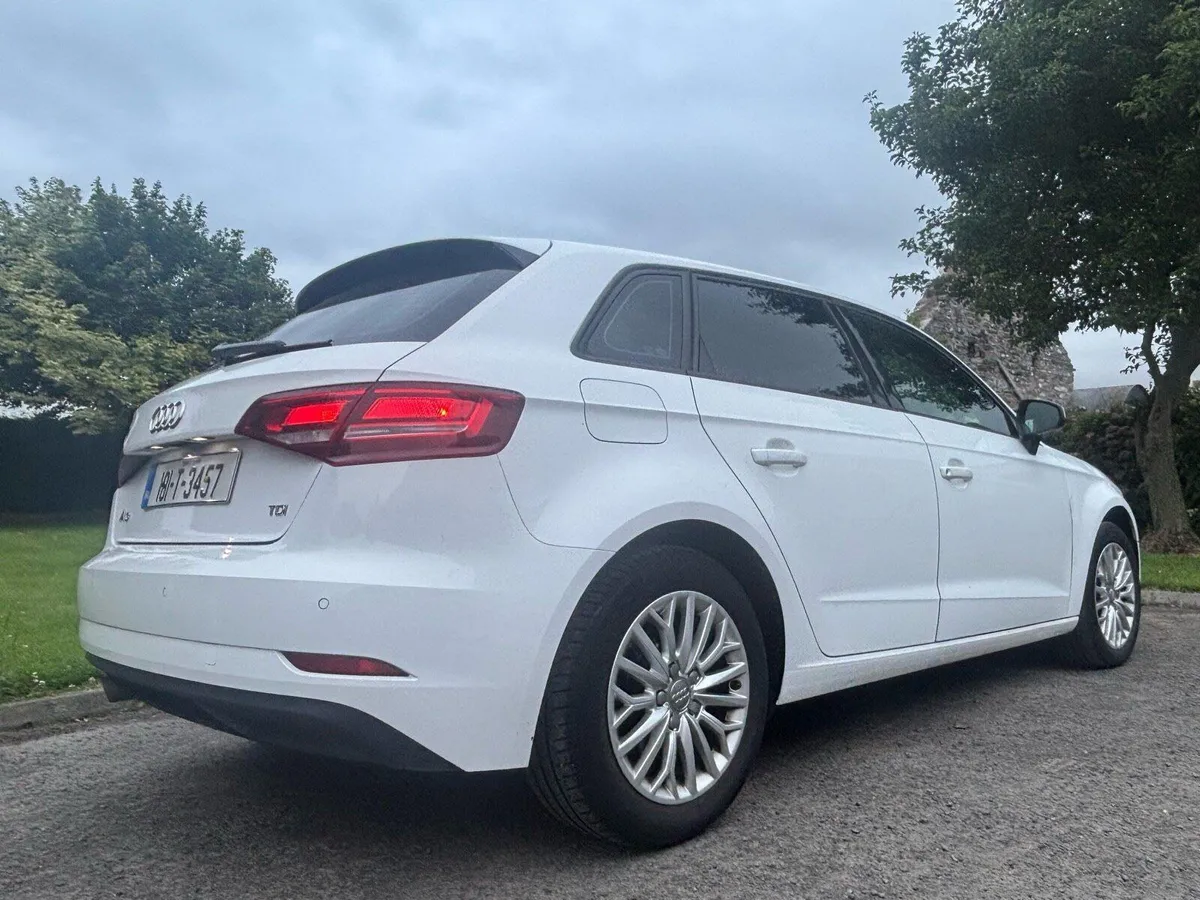 Audi A3 (Manual) - Image 2