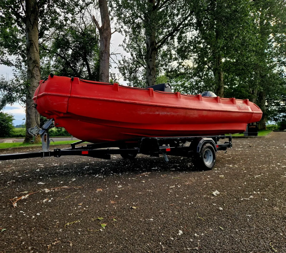 Whaley 500r boat - Image 1