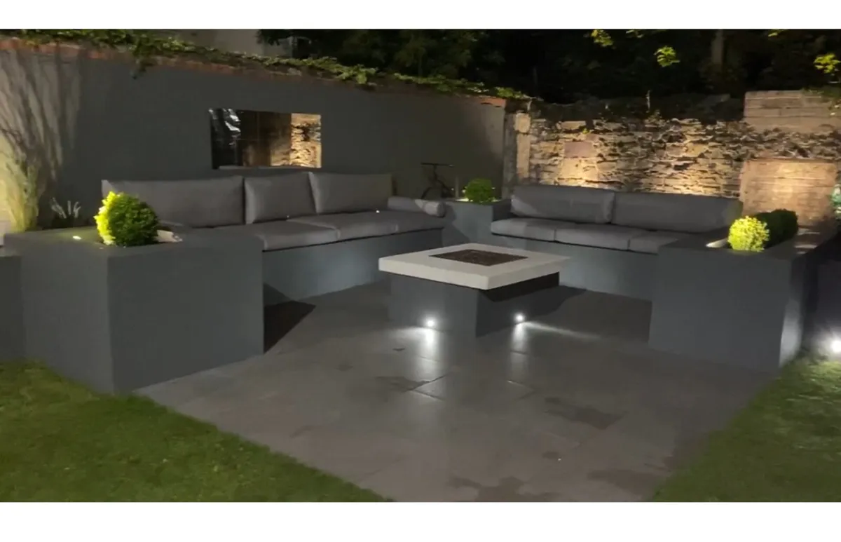 Garden furniture - Image 1
