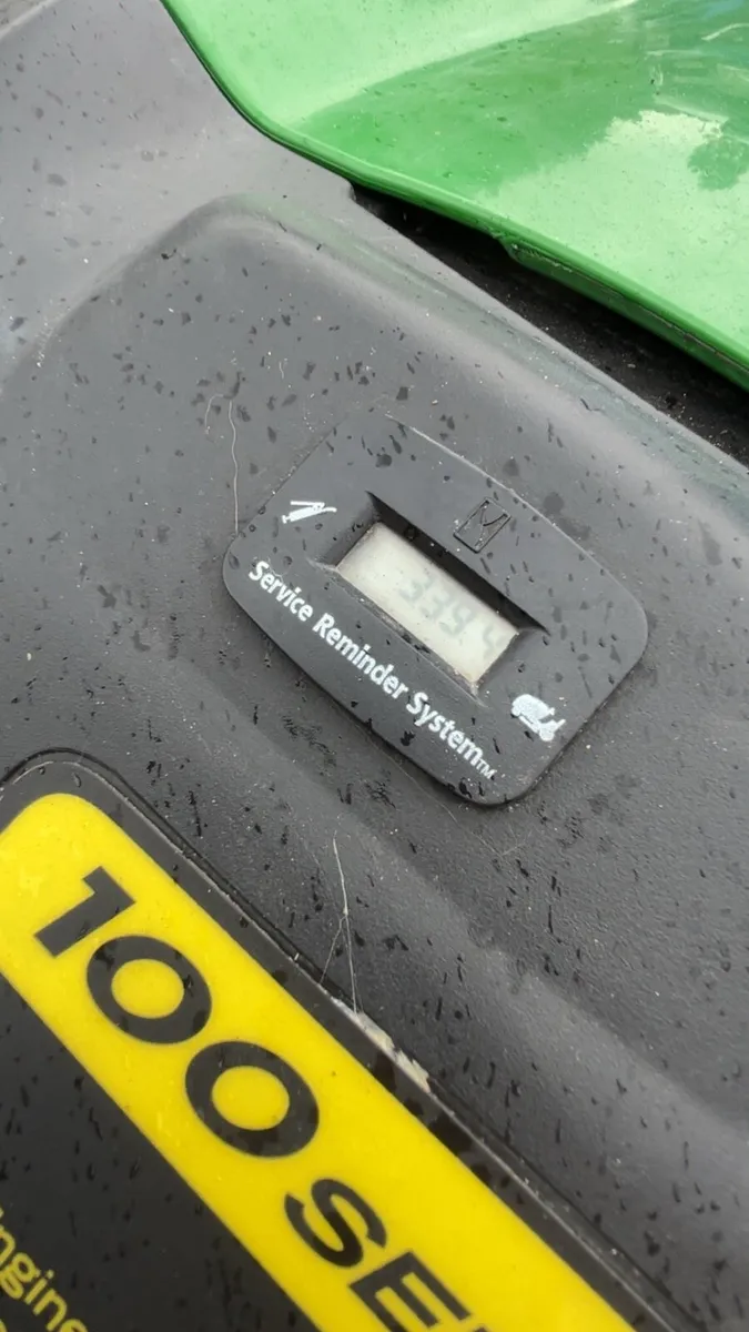 John Deere ride on mower - Image 3