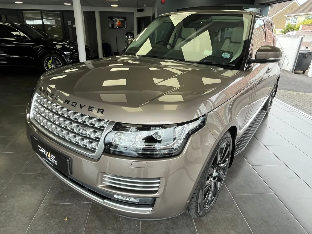 Land Rover Range Rover  Vogue SE 2017 - Image 3