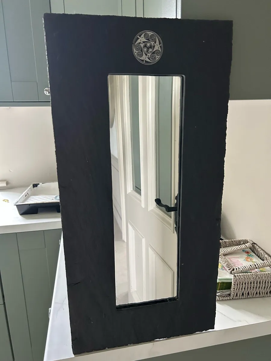 Slate mirror - Image 1