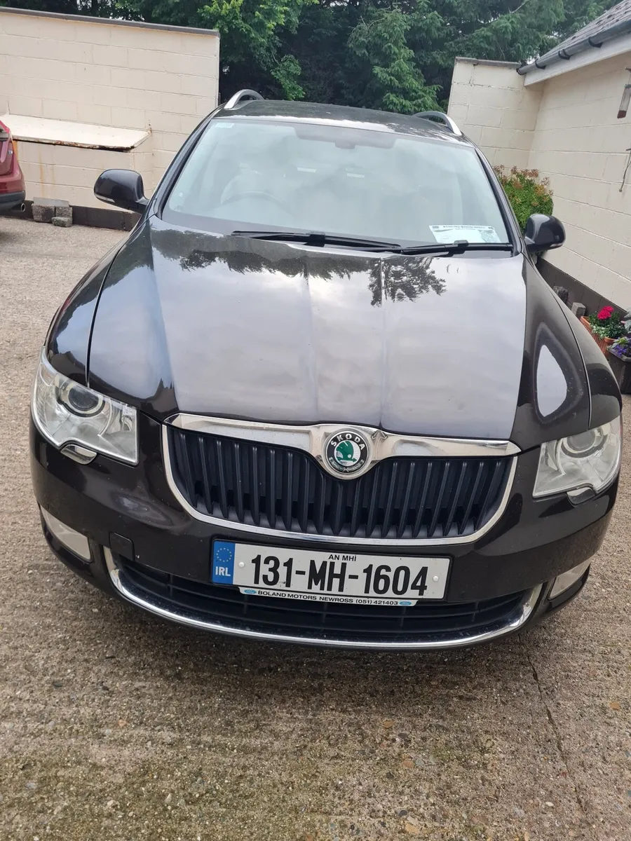 Skoda Superb 131 Estate. - Image 4