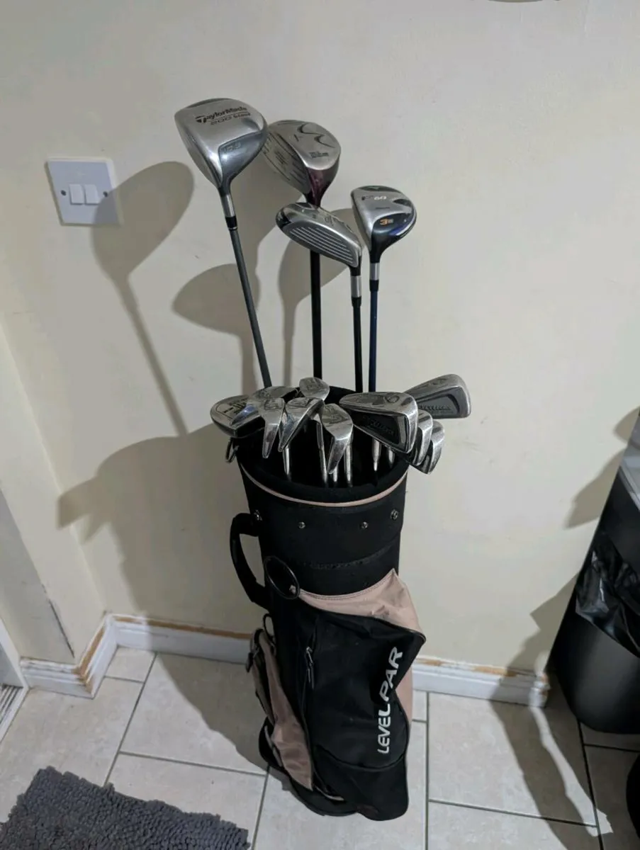 Left handed Golf clubs - Image 1