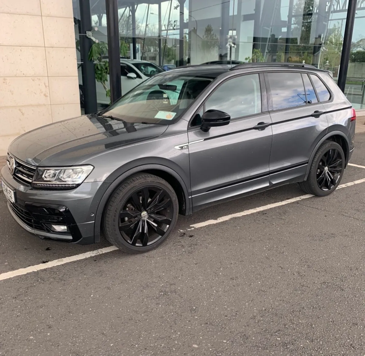 Volkswagen Tiguan R-LINE 2.0 TDI 150BHP - Image 1