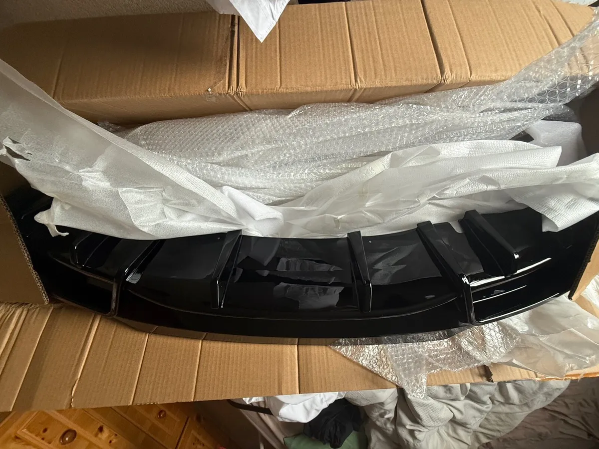 Tesla Model 3 Highland Front Lip and defuser - Image 1