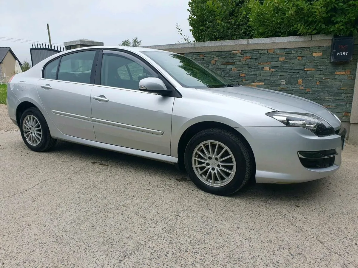 Car - Image 3