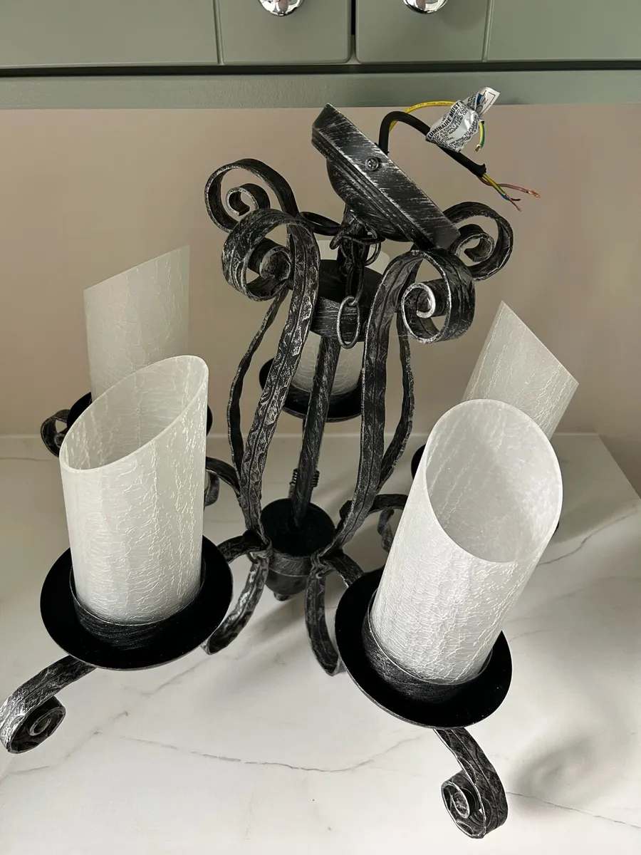 Iron light fitting - Image 2