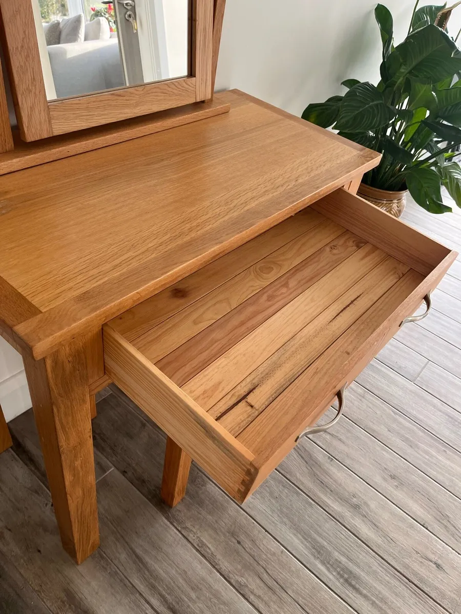 Pine dressing table - Image 2