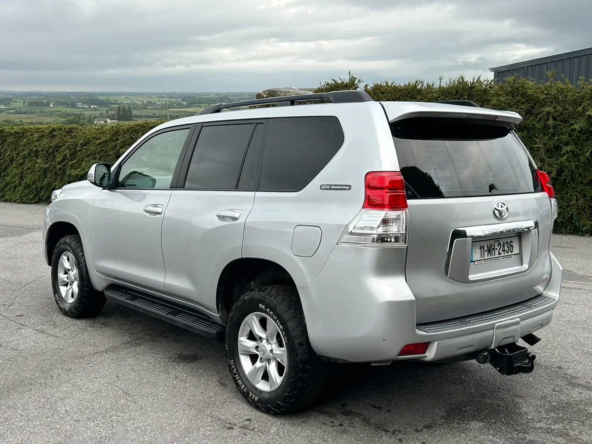 2011 Toyota Landcruiser Auto LWB 3.0 L - Image 3