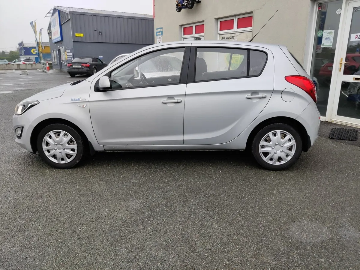 Hyundai i20 2014 1.4 Diesel Only 100 k Km Perfect - Image 4