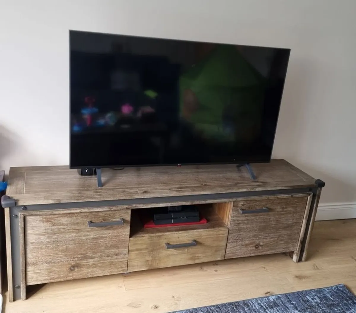 Lex TV Unit - Image 2