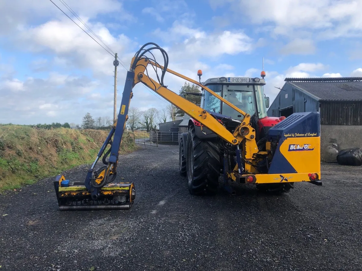 6.5 meter hedge cutter - Image 1