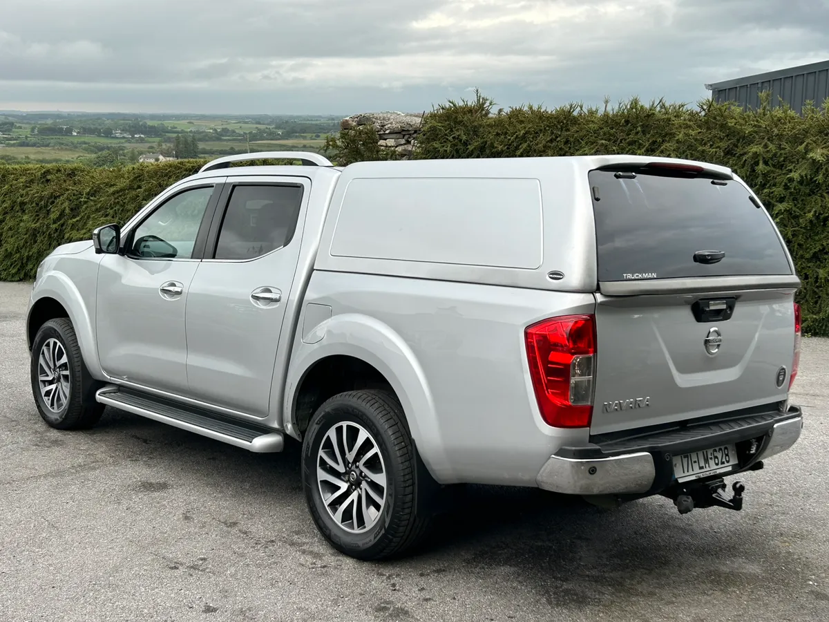 2017 Nissan Navara Tekna 2.3 DCi - Image 3