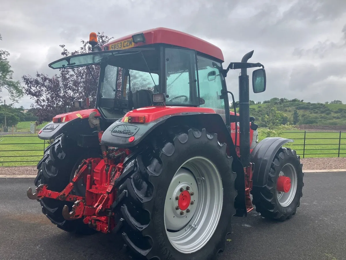 Mc Cormick MC 135 4 WD - Image 3