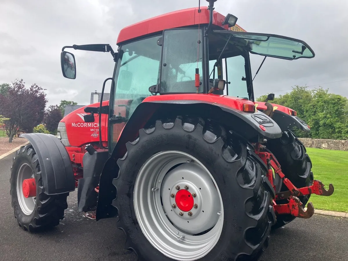 Mc Cormick MC 135 4 WD - Image 4