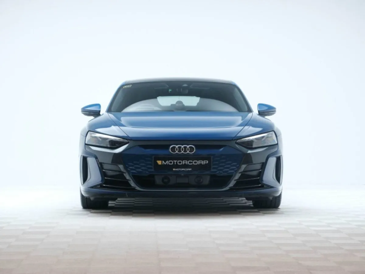 Audi e-tron GT GT Quattro - Image 2