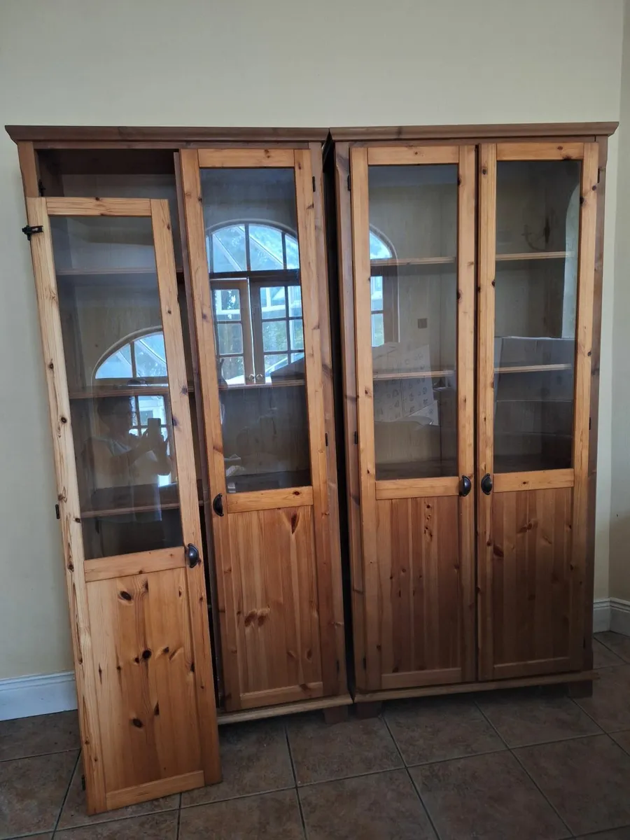 Display Cabinets