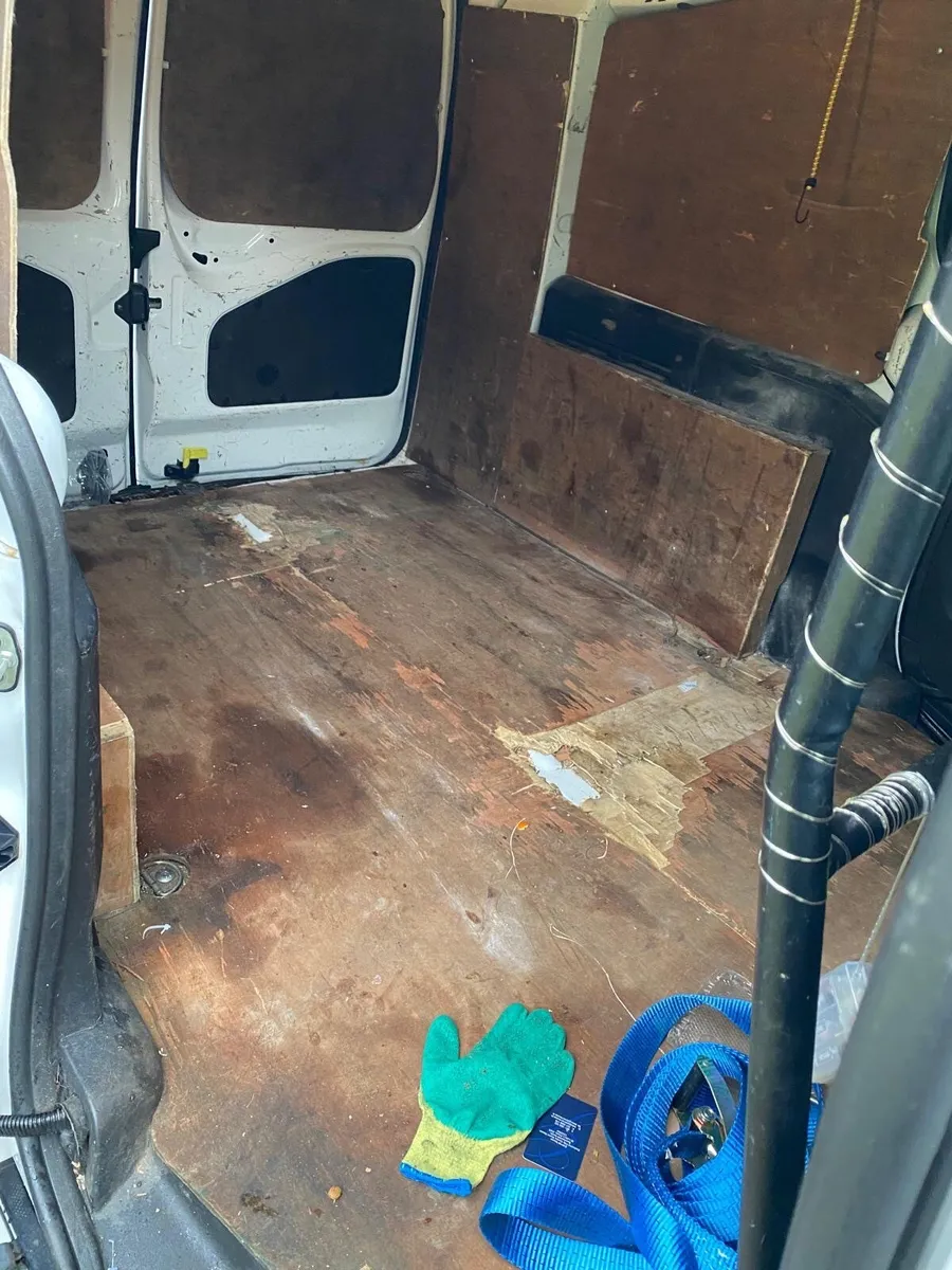 Citroen Berlingo 2015 - Image 2