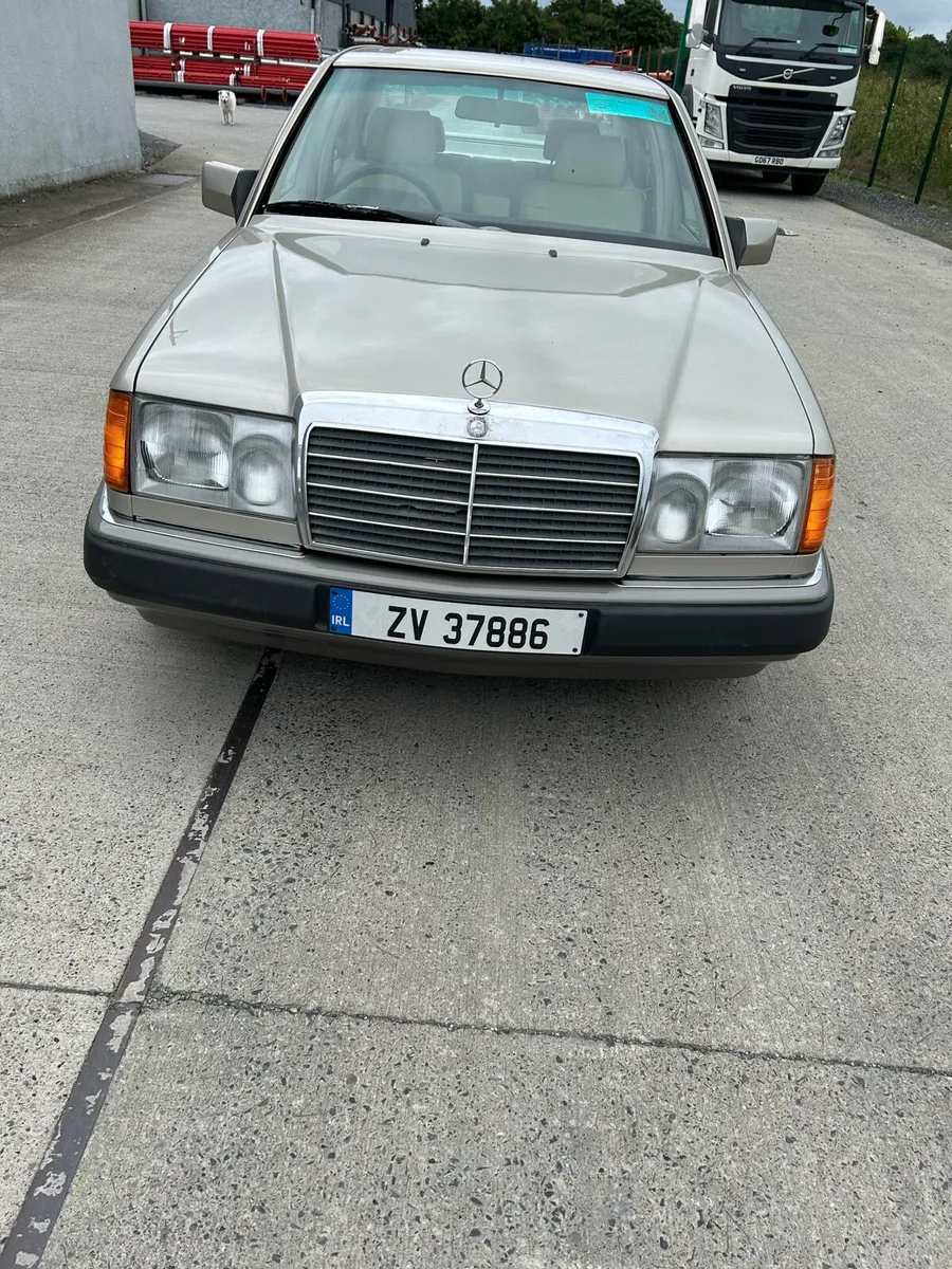 Car - Image 1