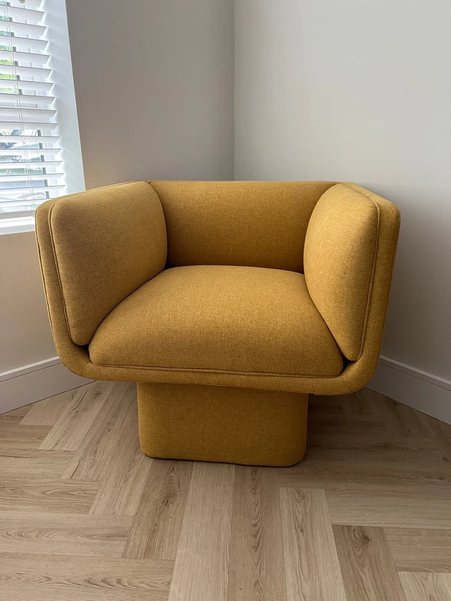 Gavelle Interiors armchair - Image 1