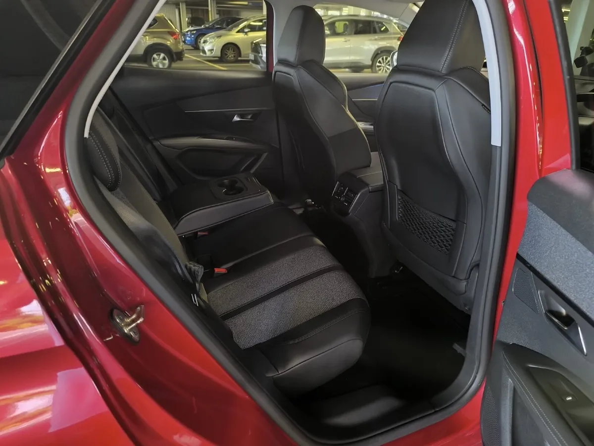 Peugeot 3008 2019 - Image 4