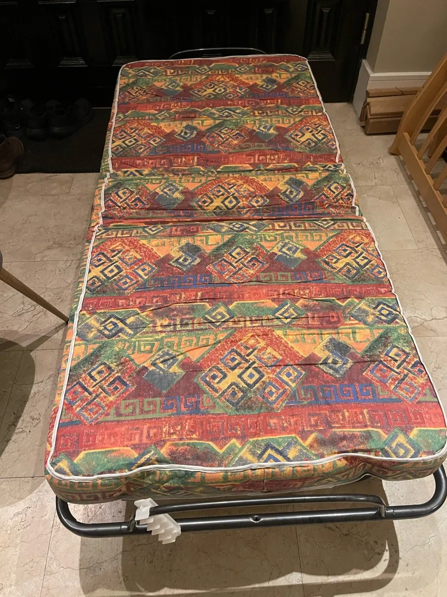 Lovely Portable Spare Foldable Single Bed&Mattress - Image 2