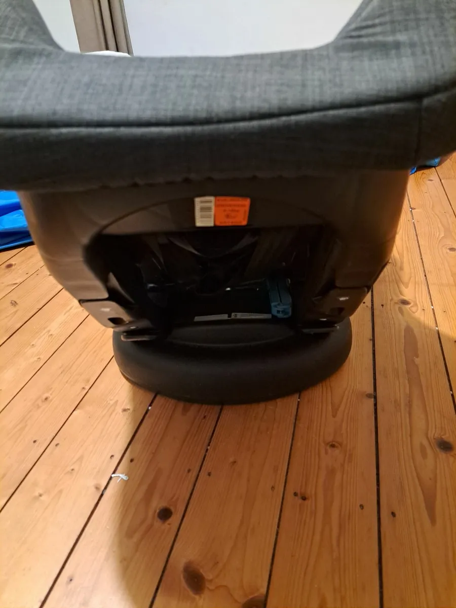 Joie Car Seat - Image 3