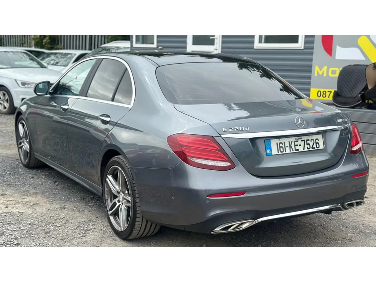 Mercedes-Benz E-Class E220 D AMG LINE PREMIUM + 4D - Image 4