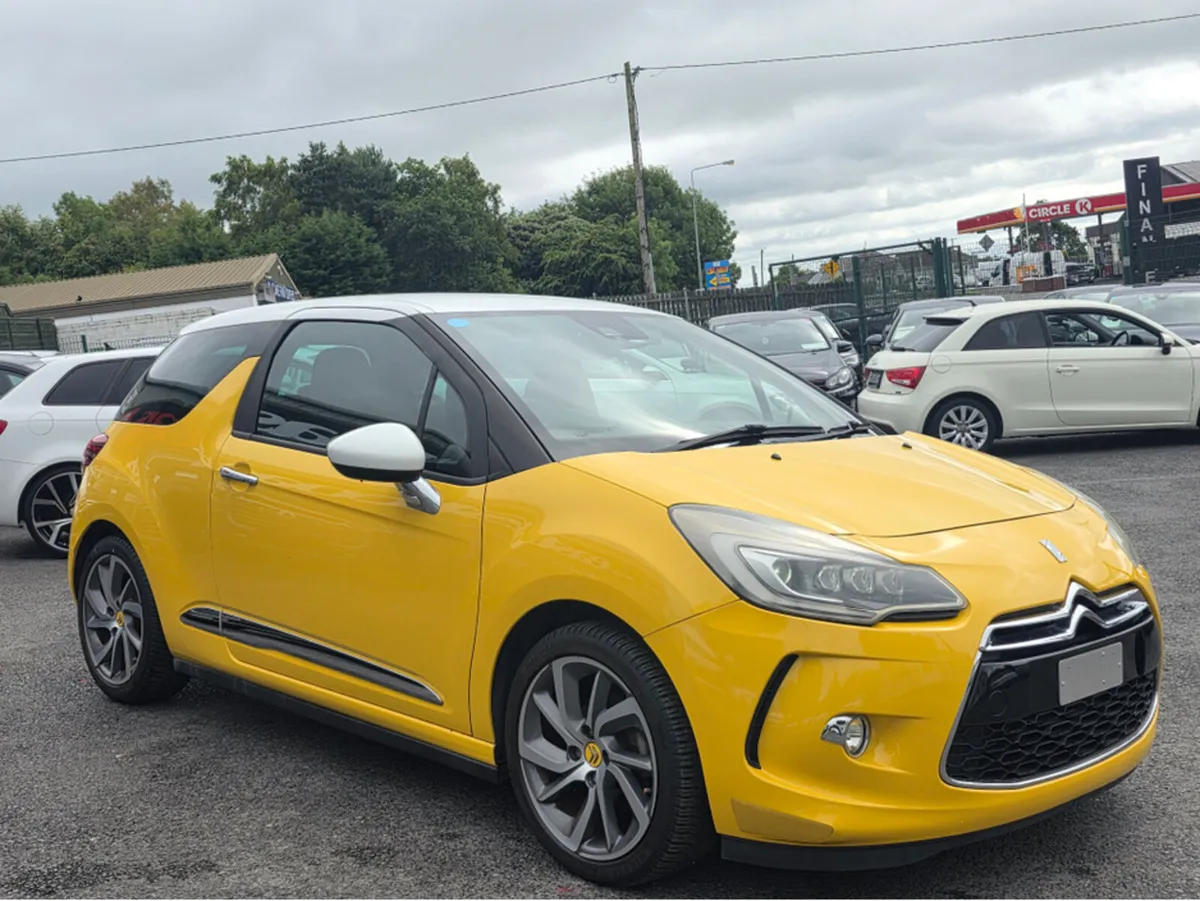 Citroen DS 3 152 REG 1.2 AUTOMATIC 3TONE COLOUR  U - Image 2