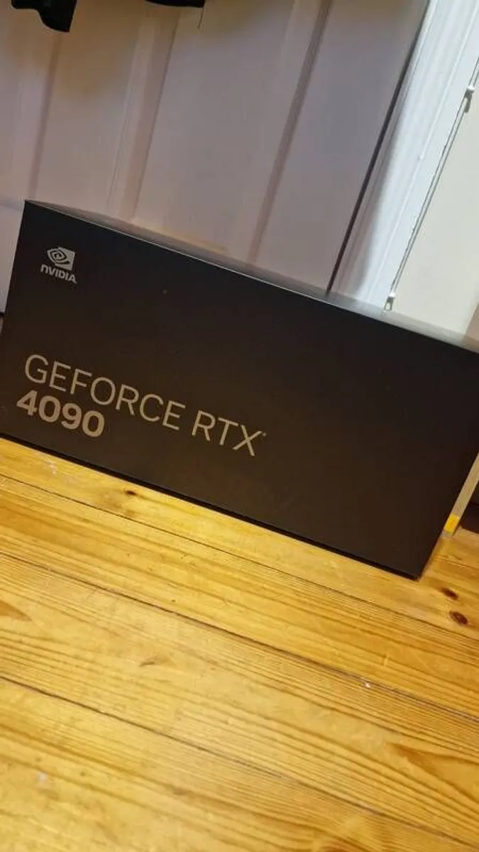 NVIDIA RTX 4090 Founders Edition - Ultimate 4K Gaming & Creator GPU - Image 2