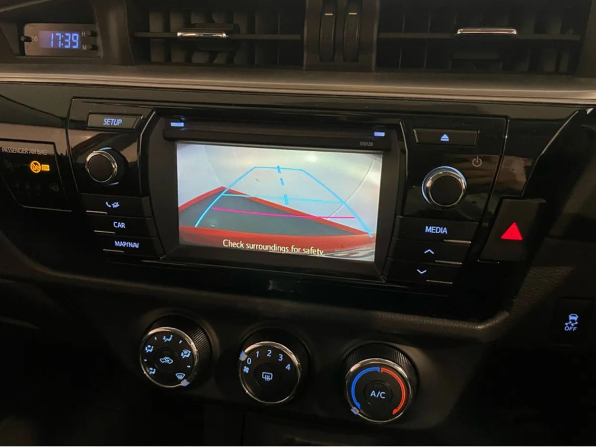 Toyota Corolla 1.4 D-4D LUNA 4DR - Image 4