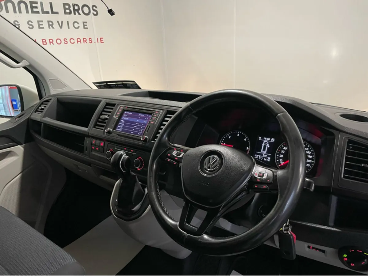 Volkswagen Transporter T6 HL AUTO DSG TDI 150HP D7 - Image 3
