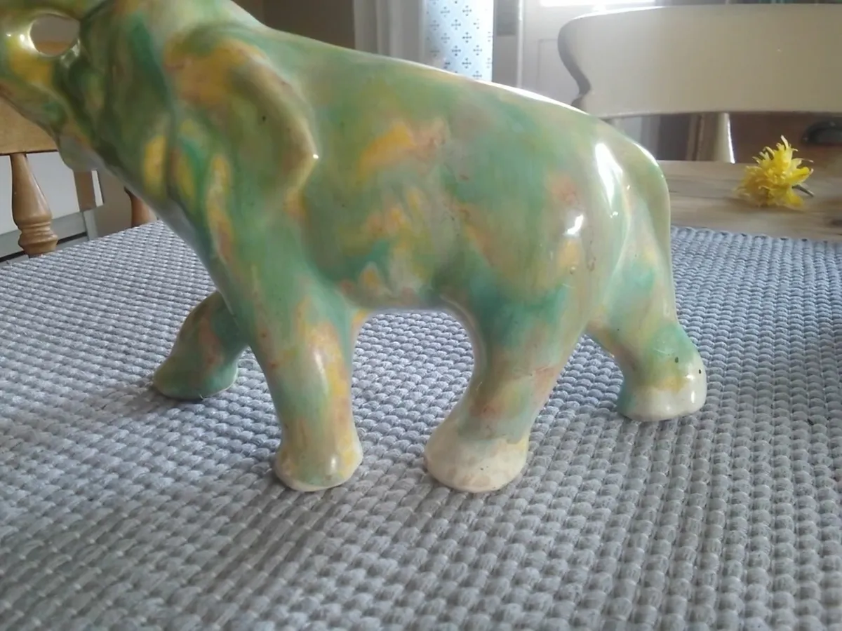 CARRIGALINE VINTAGE GREEN MOTTLED ELEPHANT FIGURE - Image 4