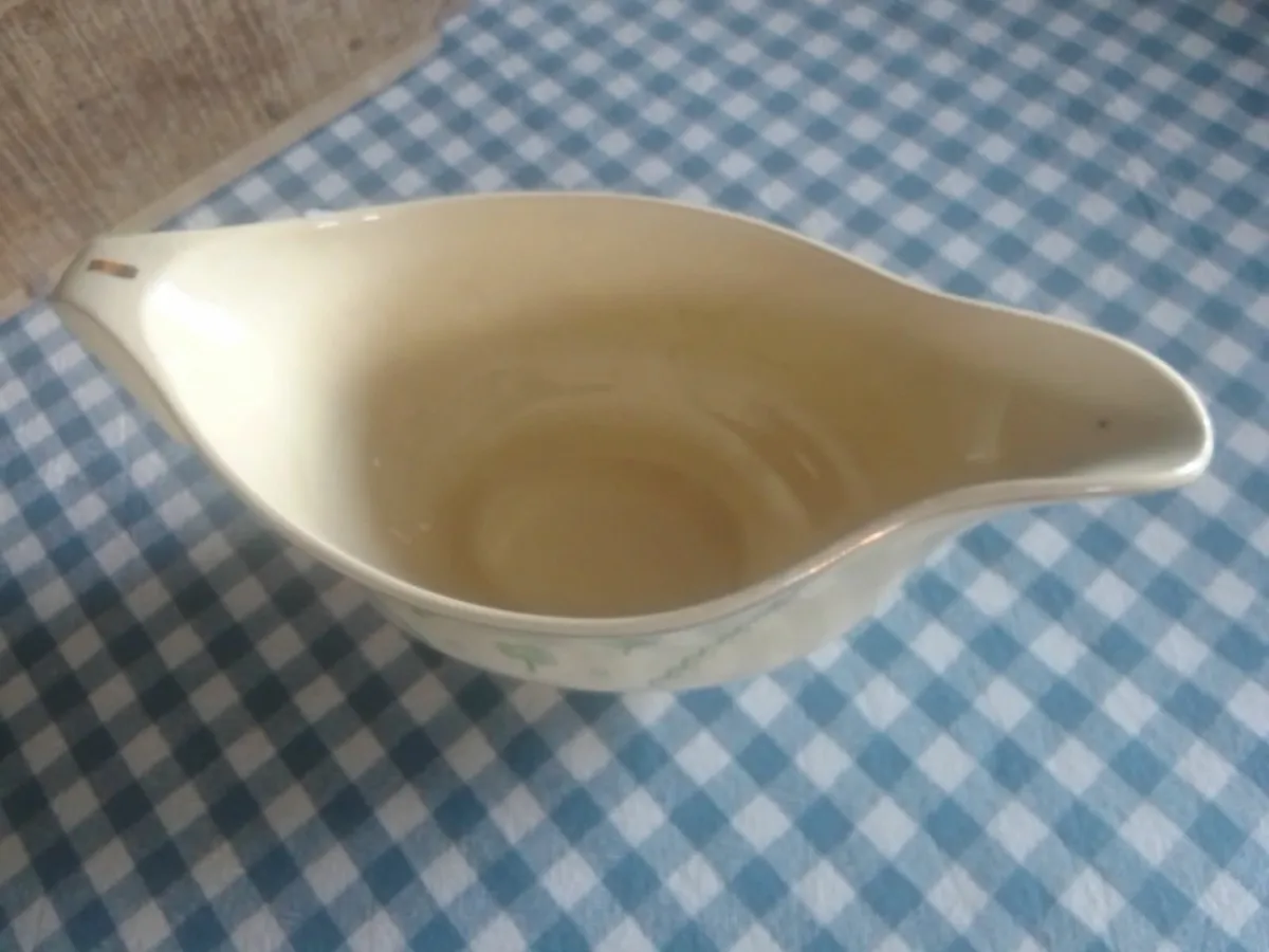 ANTIQUE ART NOUVEAU CERAMIC GRAVY BOAT - Image 2