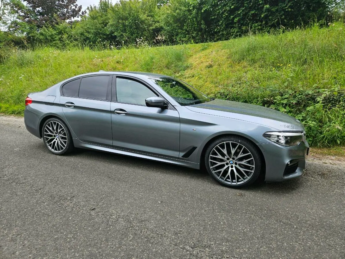 Bmw 520d G30 - Image 1