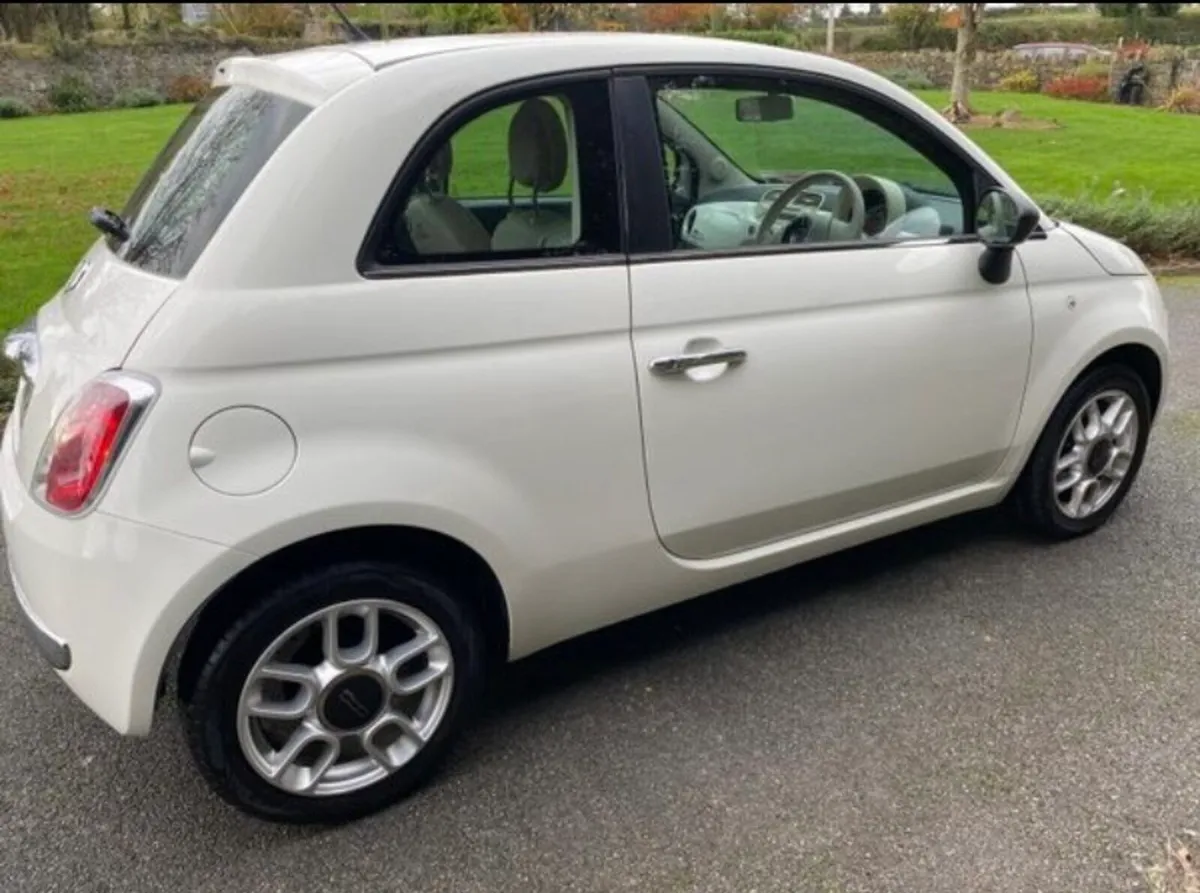Fiat 500 low mileage - Image 2