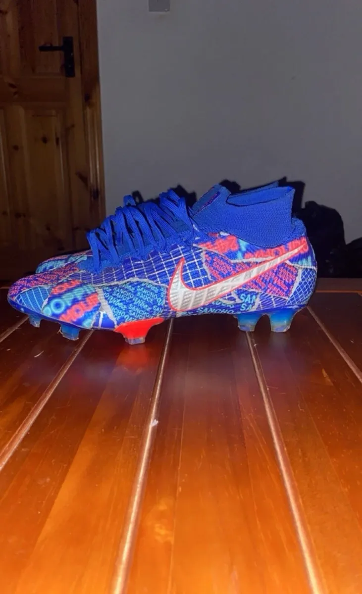 jadon sancho superfly football boots - Image 2