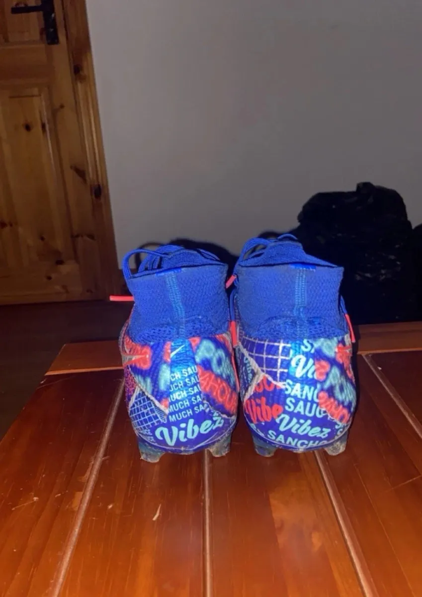 jadon sancho superfly football boots - Image 4