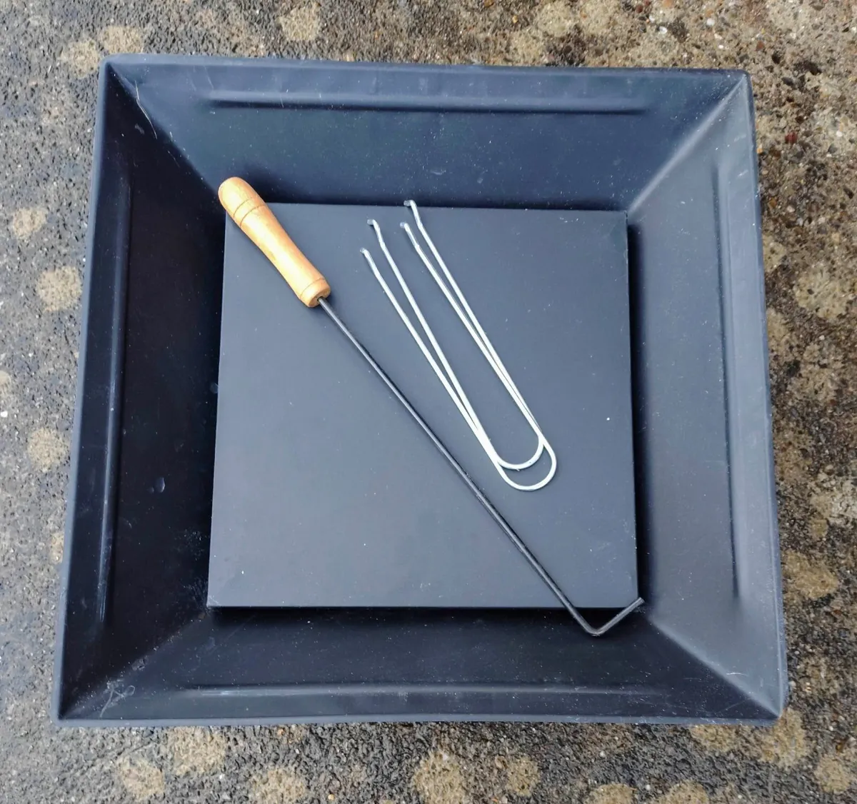 SQUARE FIRE PIT BURNER 18" LENGTH (BRAND NEW). - Image 3