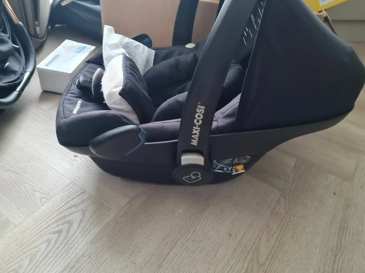 Maxi cosi pebble - Image 1