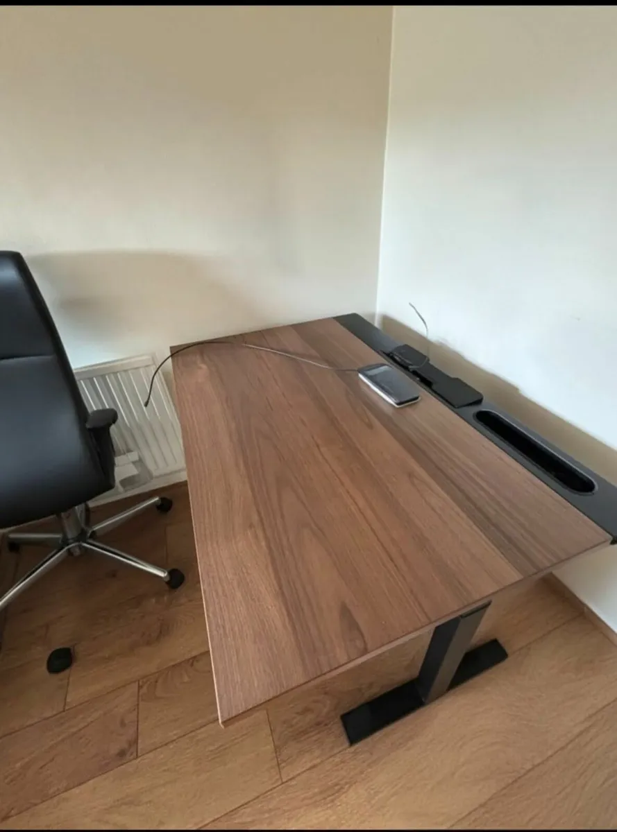 IKEA MITTZON office Desk 120x80 cm - Image 1