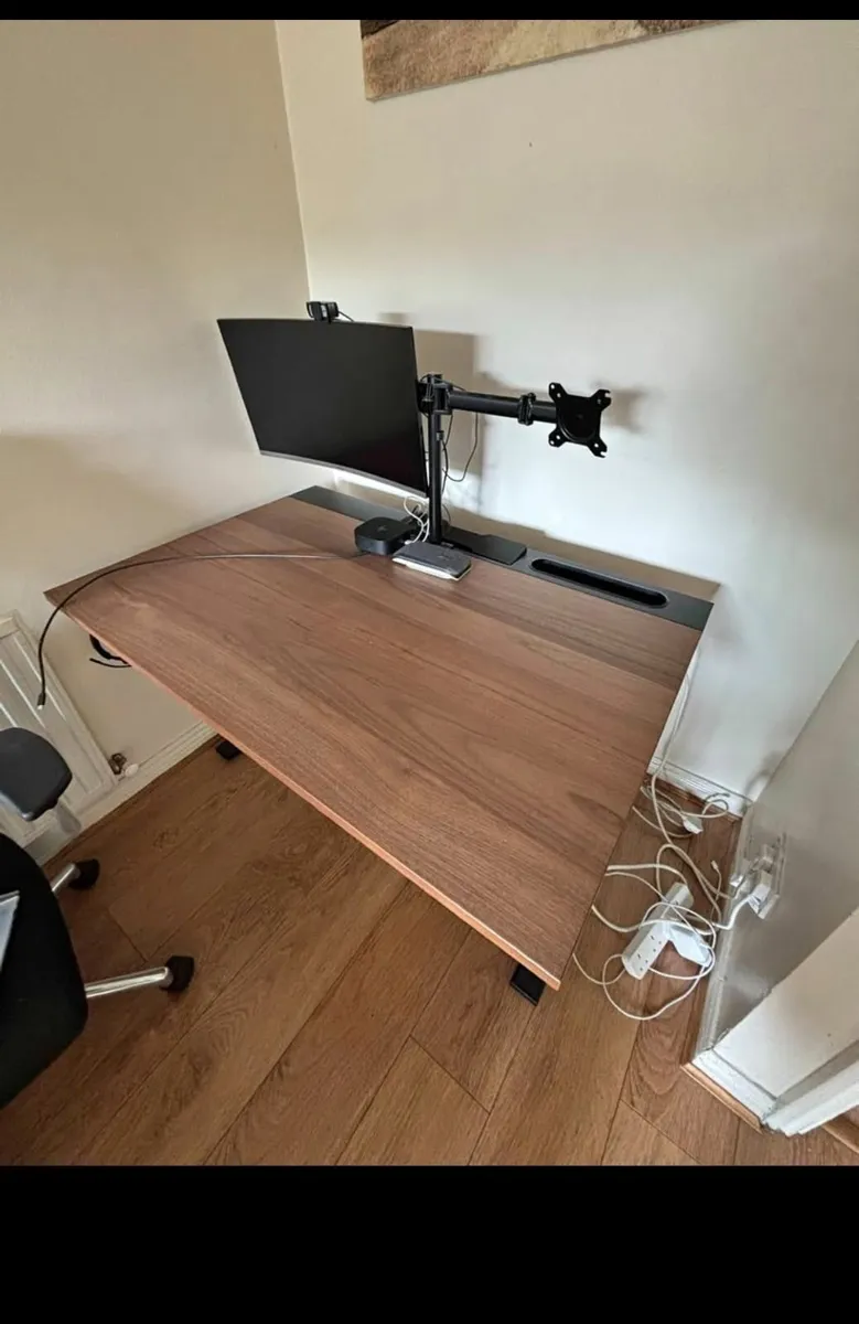 IKEA MITTZON office Desk 120x80 cm - Image 4